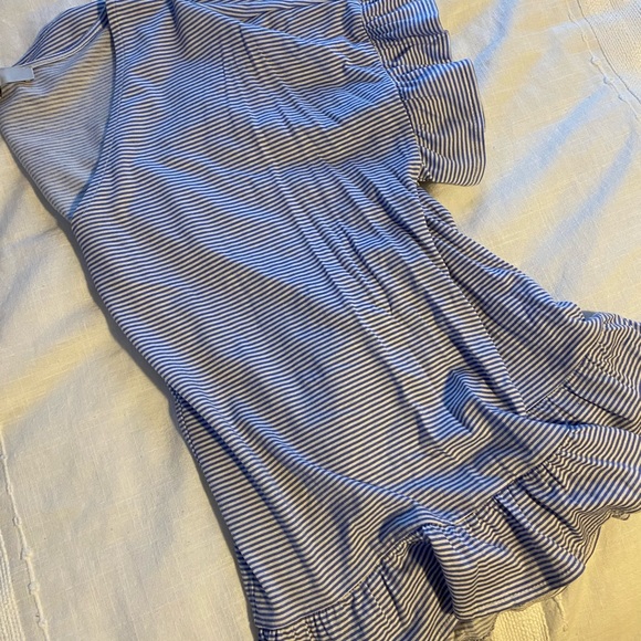 Blue and white stripe ruffle T shirt. Size S - Picture 2 of 3